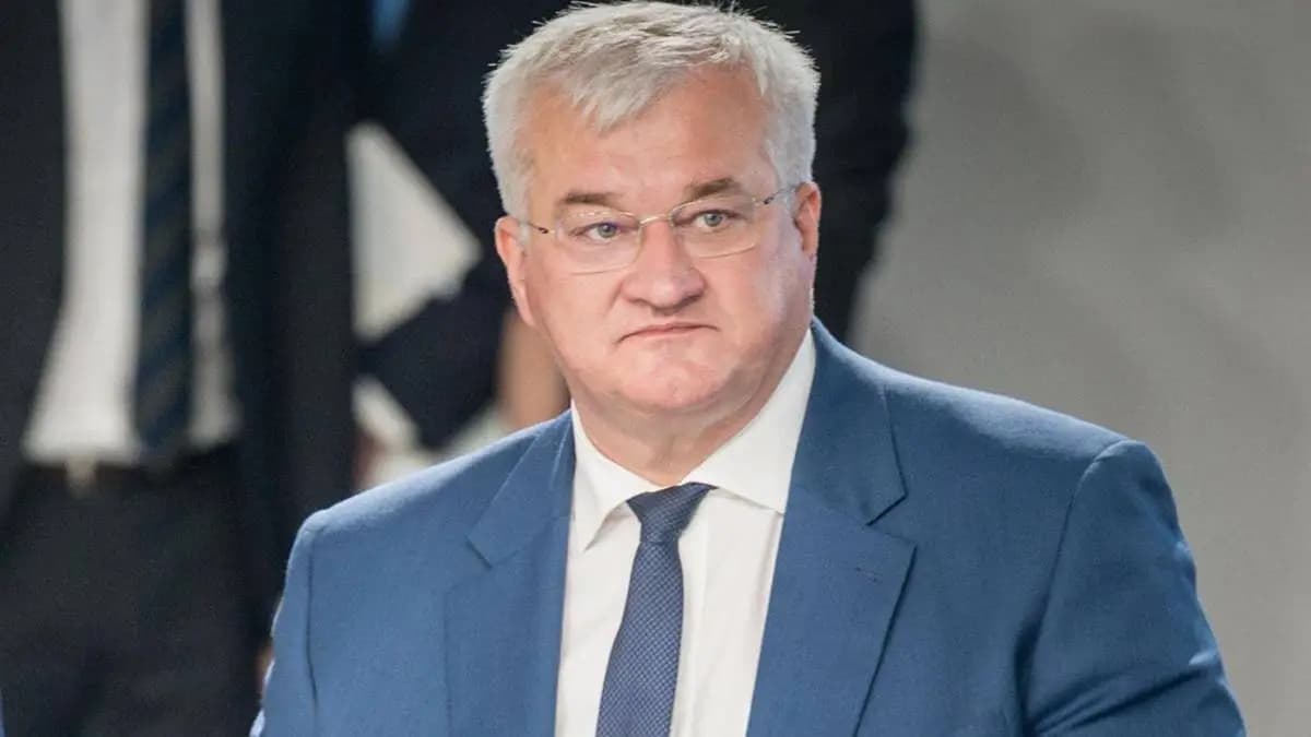 Szibiha: Ukrajnában csak Európa aktív szerepével jöhet létre tartós béke