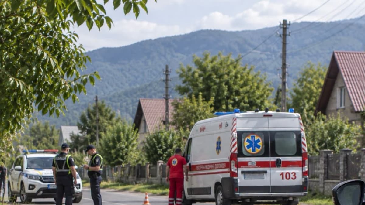 Súlyos baleset Ungvár közelében: kerékpáros nő sérült meg