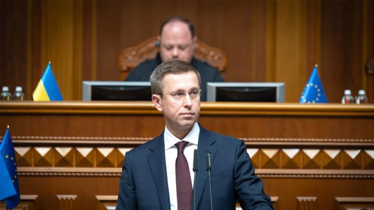 Kanadai garanciával érkezik 841 millió dollárnyi hitel Ukrajnának a nyugdíjakra