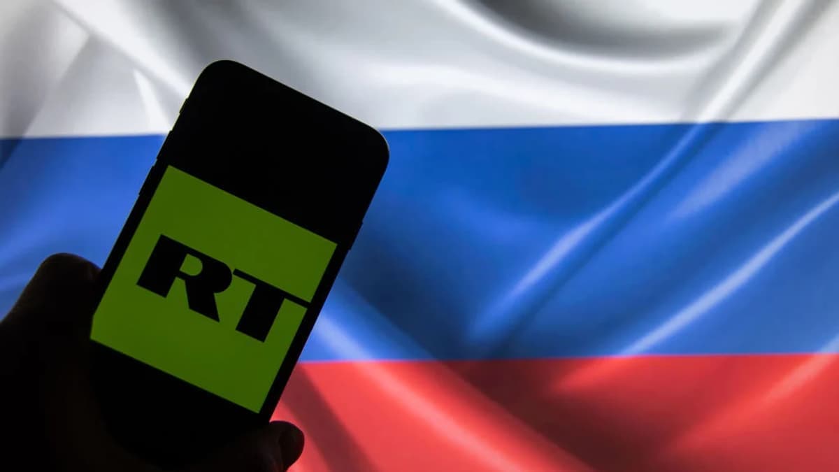 EU szankciókat szabott ki az RT France volt vezetőjére a hibrid műveletek miatt