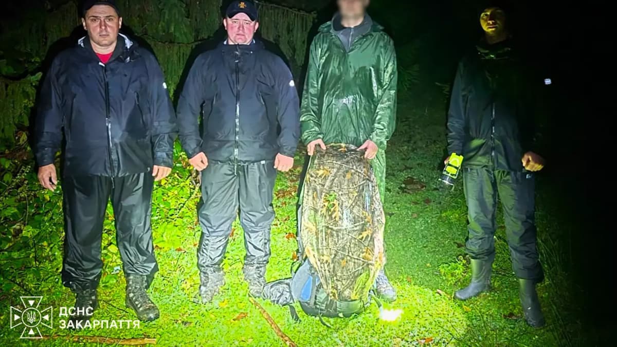 Sikeres mentés: Eltévedt turistát jártak keresni a Rahói járásban