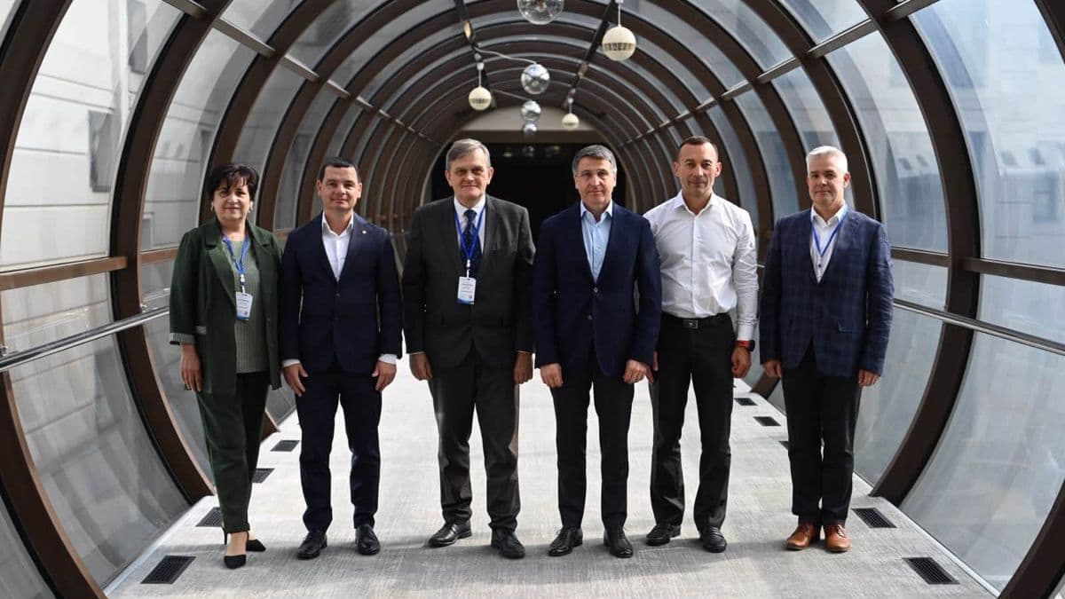 Erősödik a magyar–ukrán határ menti infrastrukturális és kerékpáros együttműködés