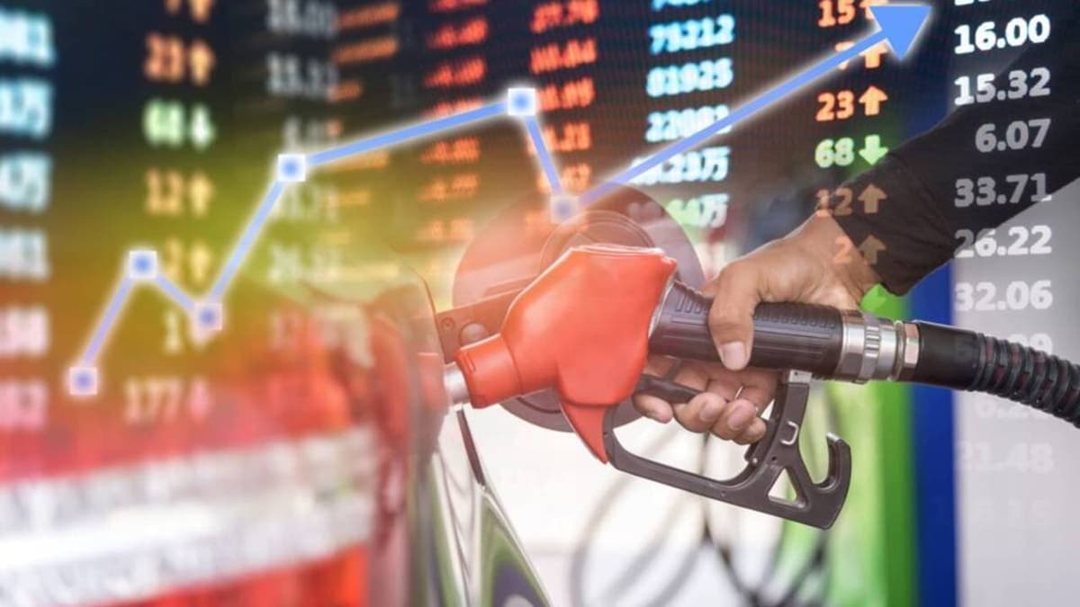 Új árak: Már 80,90 hrivnya a legolcsóbb A-95-ös benzin Ukrajnában