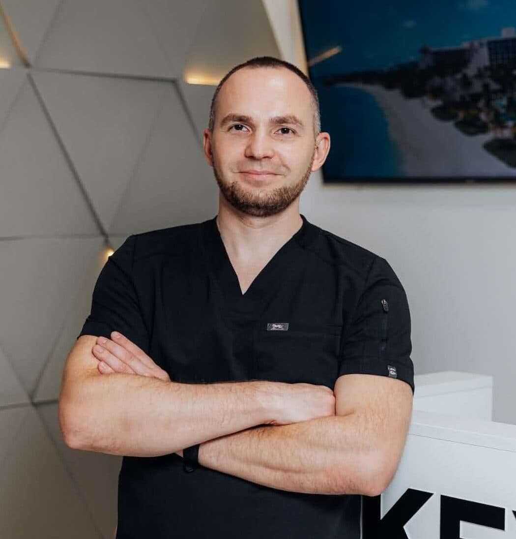 Klücskei Zsolt: Hit, család és a fogászat iránti elkötelezettség