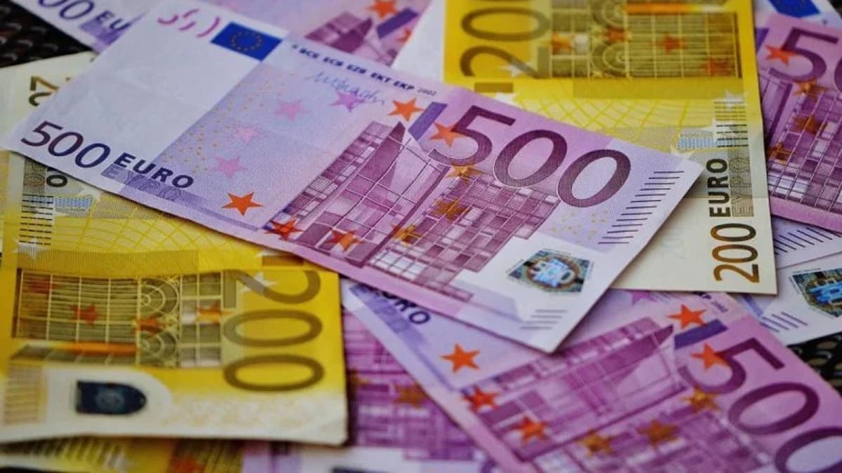 Újabb 2,9 milliárd eurós uniós támogatás Ukrajnának reformfeltételekkel
