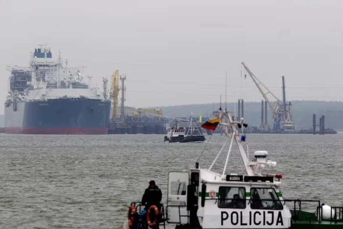 Baltiország és Lengyelország fokozott védelem alá helyezi stratégiai pontjait az orosz fenyegetés miatt