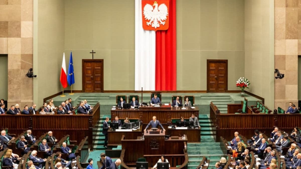 Lengyelország újabb 60 nappal felfüggesztette a menedékkérelmeket Fehéroroszország felől érkezők számára