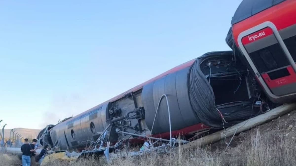Több mint hatvan halálos áldozat a spanyol vasúti katasztrófában