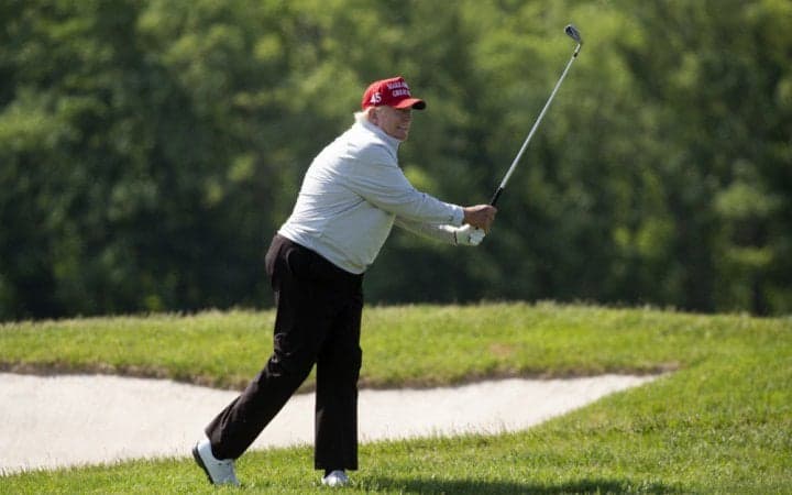 Fegyveres gyanúsítottat fogtak el Trump los angelesi adománygyűjtőjén