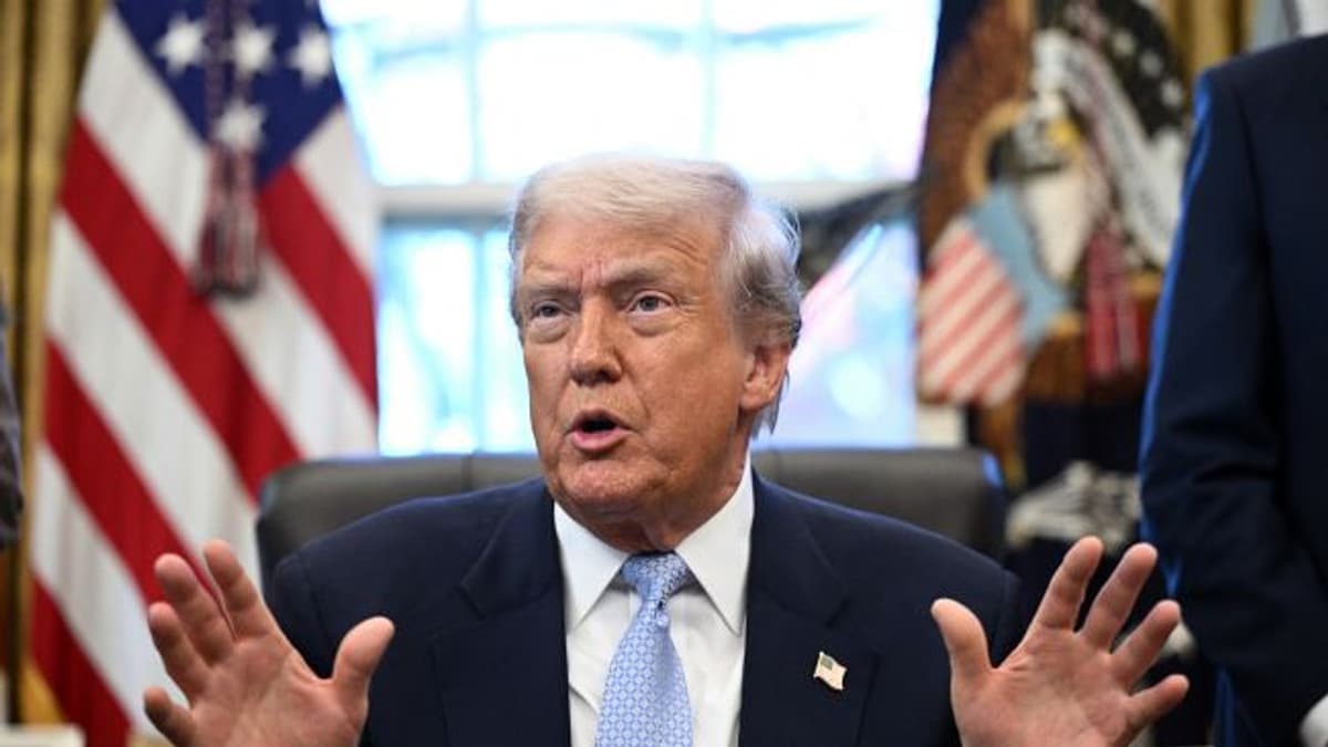 Trump pozitívan nyilatkozott Oroszország ukrajnai szerepéről és javasolt egy hármas találkozót
