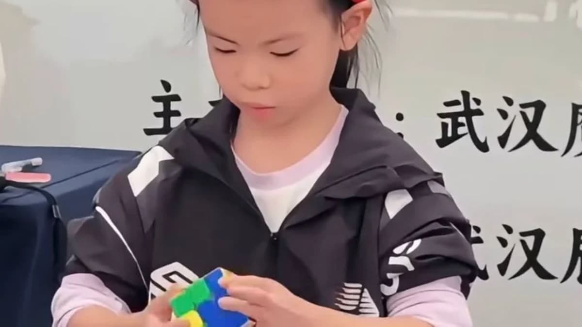Hatéves kínai csoda: új női világcsúcs Rubik-kockában