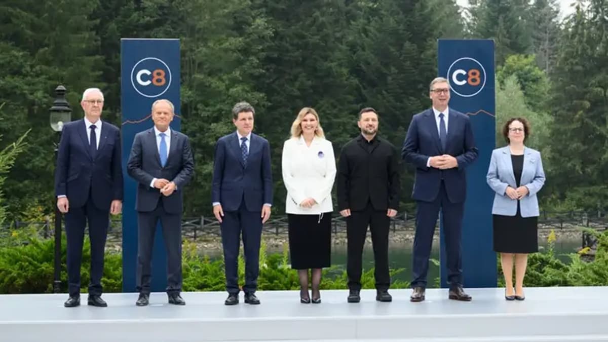 Magyarország nem csatlakozik a Kárpáti Nyolcakhoz, de figyelemmel kíséri az együttműködést