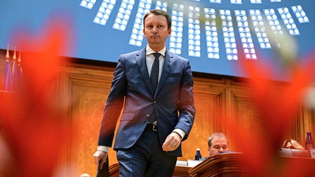 Román parlament elutasította Muresan miniszterelnök-jelölt kormányát