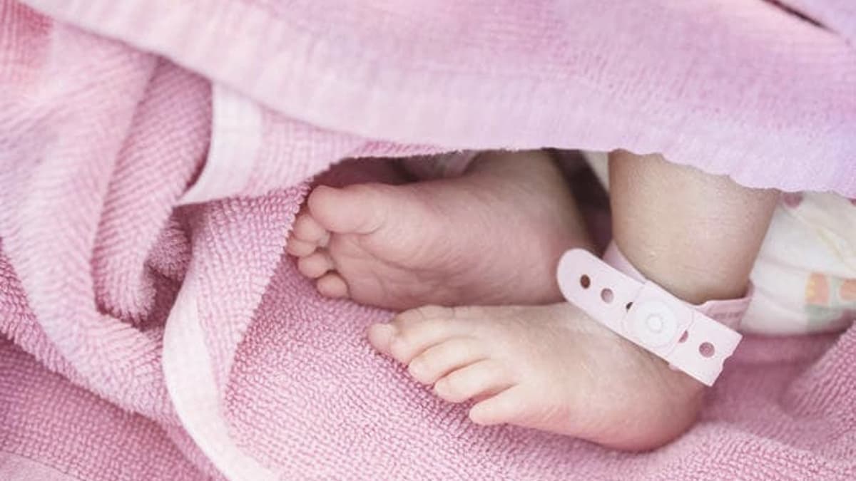 Mentőautóban született a kisbaba a beregszászi járásban
