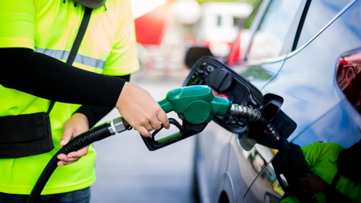 Áremelkedés Ukrajnában: a benzinek és a gázolaj ára már a 100 hrivnyához közelít