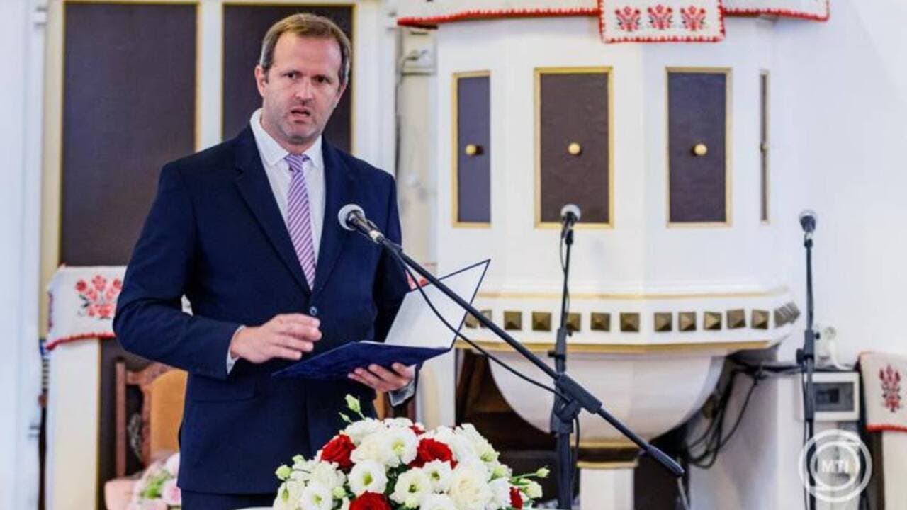 Kárpátalján megkezdődött az új tanév: közel ezer magyar elsős a magyar oktatás támogatásával