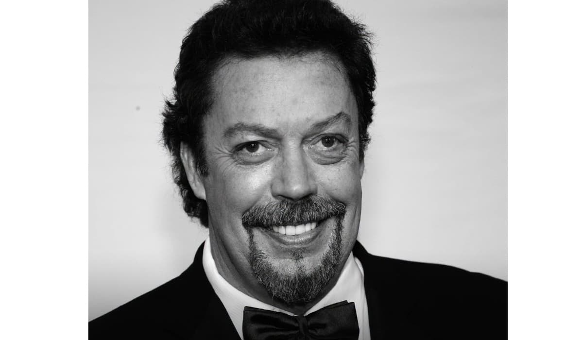 Elhunyt Tim Curry, a brit színészet ikonja