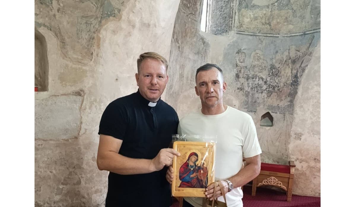 Andrij Sevcsenko tiszteletét tette Ungváron: megcsodálta a gerényi rotundát