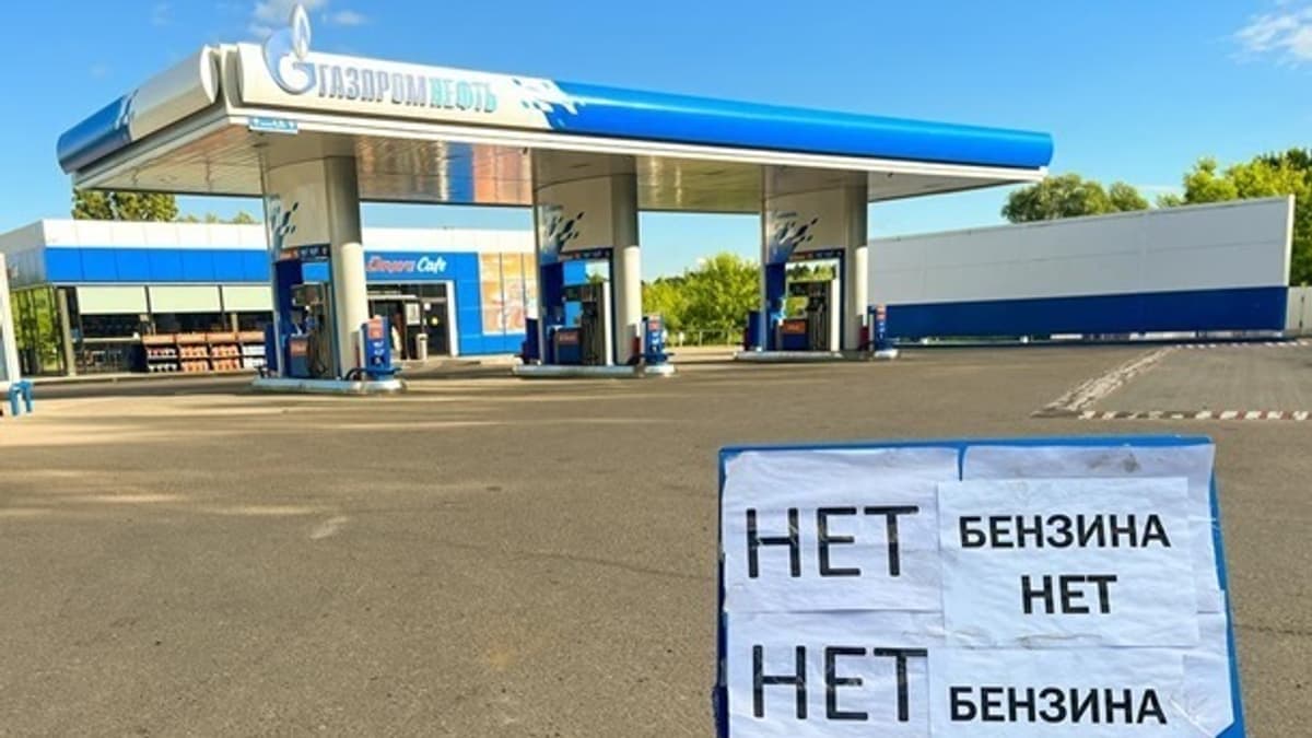 Oroszországban súlyos üzemanyaghiány miatt hatalmas sorok alakulnak ki a kutaknál
