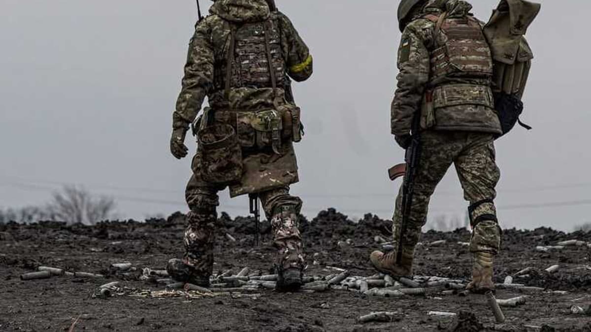 Ezrek tértek vissza az ukrán hadsereghez az egyszerűsített visszatérési program nyomán