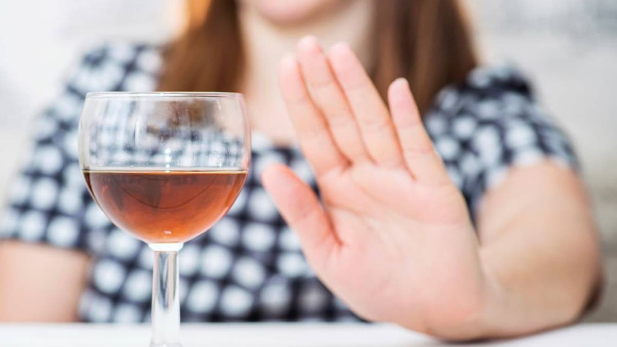 Egy hónap alkohol nélkül: szervezeti változások és egészségügyi előnyök