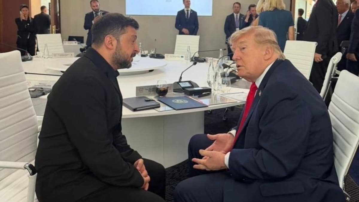 Trump Zelenszkijtől kérte az orosz finomítókat érintő támadások beszüntetését