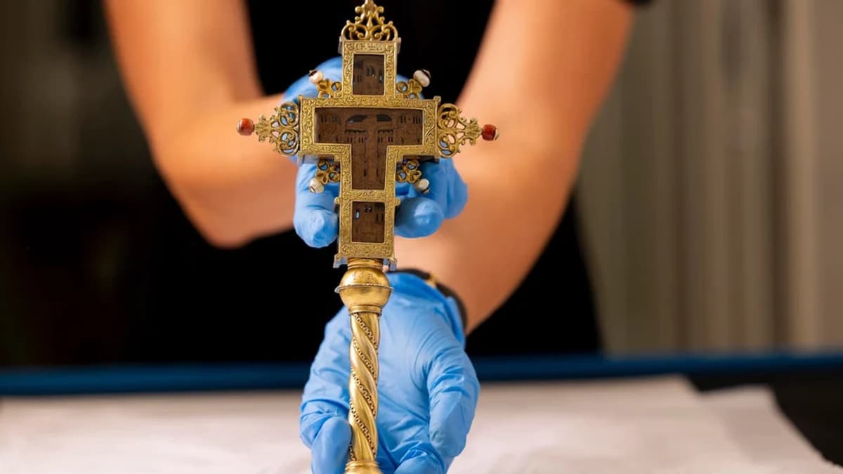 Londoni múzeumban ukrán kulturális örökségként mutatják be a Pecserszka Lavra kincseit