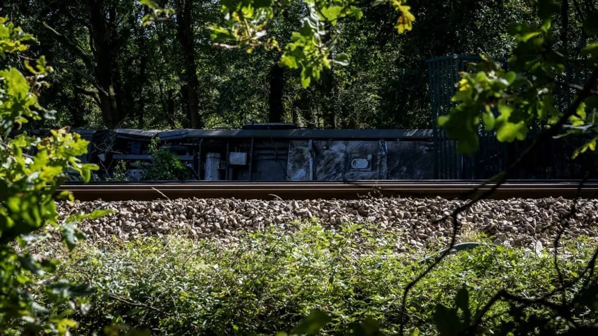 Szabotázsgyanú a franciaországi vonatkatasztrófánál: 44 sérült
