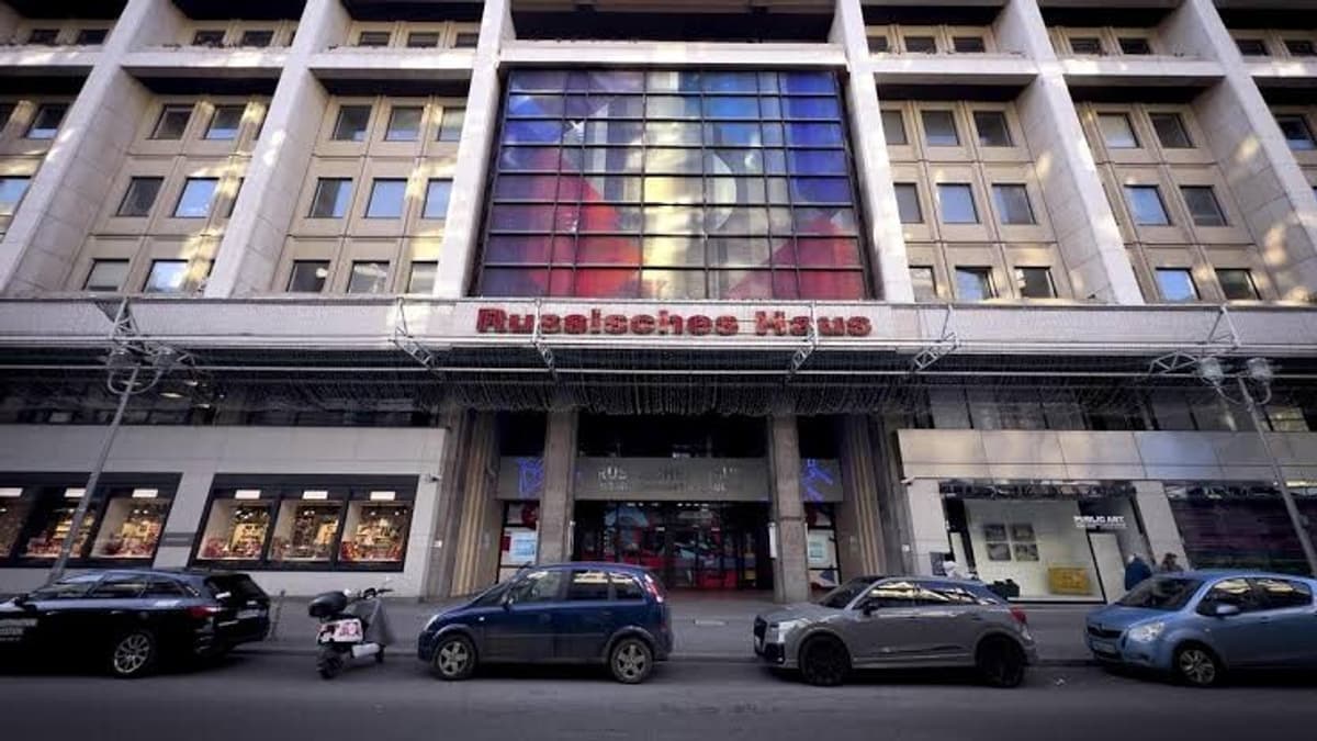 EU-s képviselők az Orosz Házak bezárását sürgetik 15 uniós országban