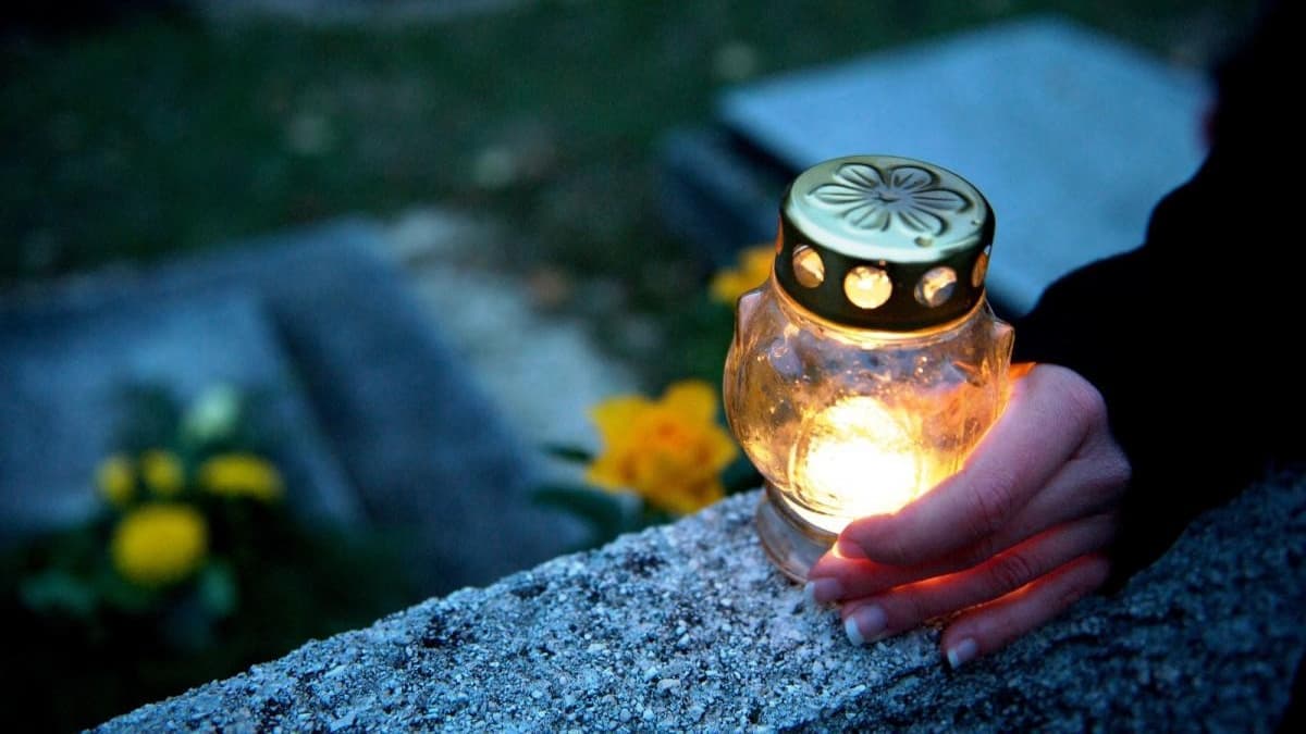 A Halloween és a Mindenszentek Ünnepének Különböző Gyökerei és Hagyományai