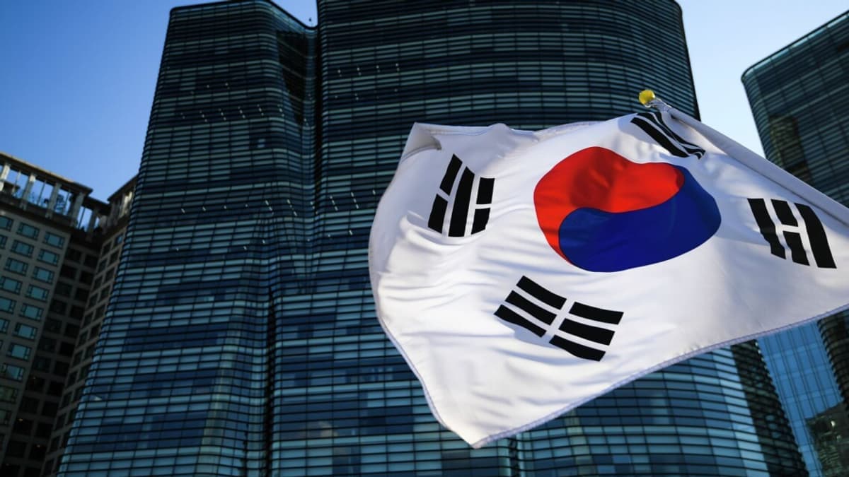 Dél-Korea elutasítja az orosz üzemanyag-szállítások vádját kikötőiből