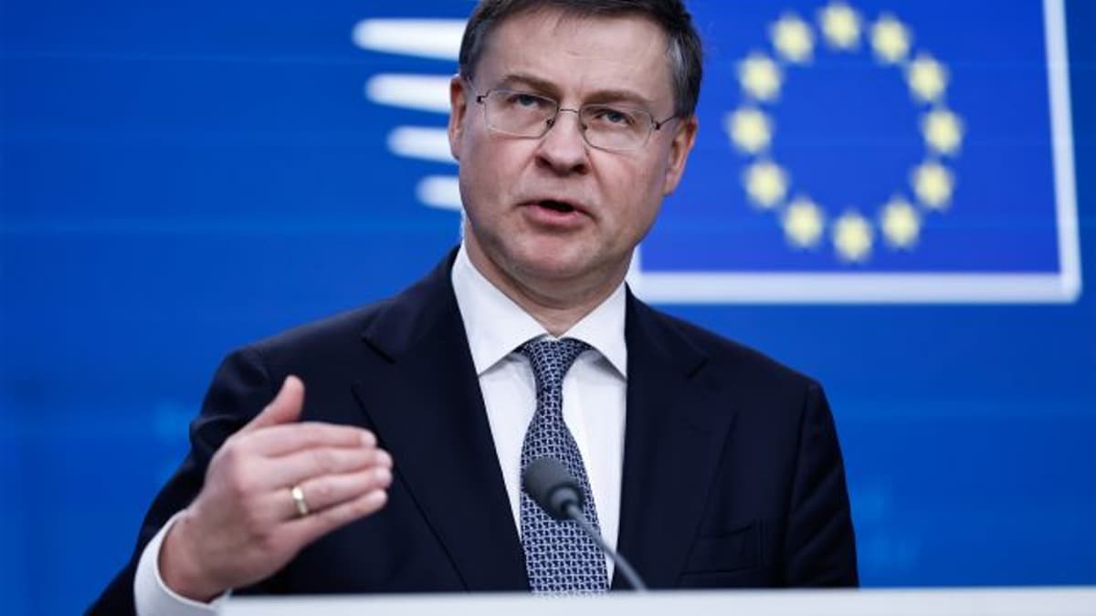 Az EU sürgős pénzügyi segítséget kér Ukrajnának a növekvő hiány miatt