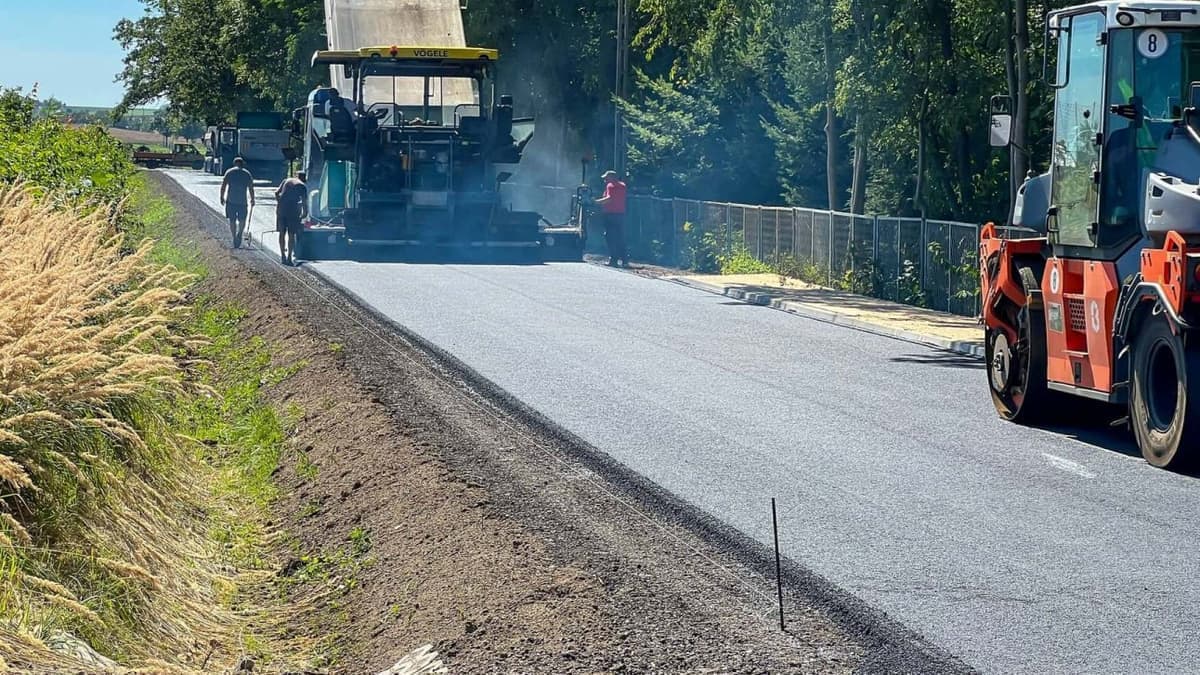 Hat kárpátaljai úton zajlik jelenleg felújítás, javítják a közlekedést