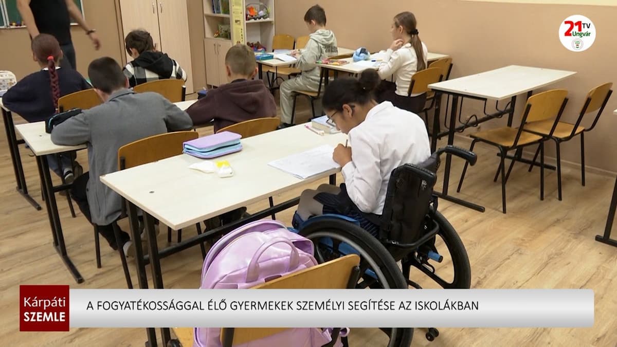 Személyi segítők támogatják az inkluzív oktatást a fogyatékossággal élő gyerekek számára
