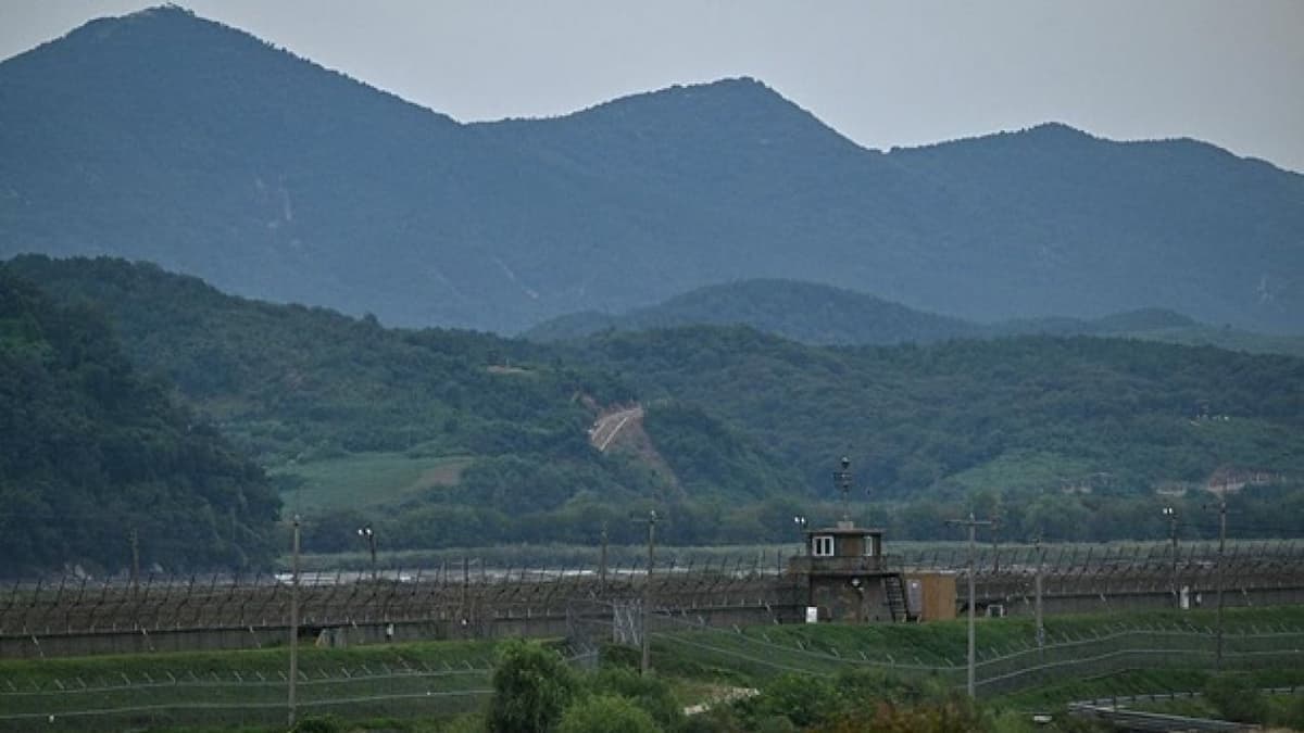Észak-Korea közel egymillió aknát telepített a dél-koreai határ mentén