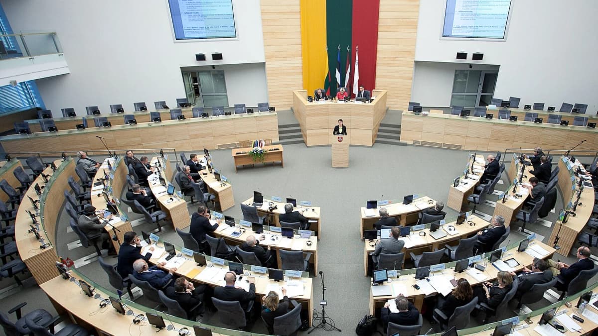 Litvánia az első lépést megtette a nukleáris fegyverek telepítésének lehetősége felé