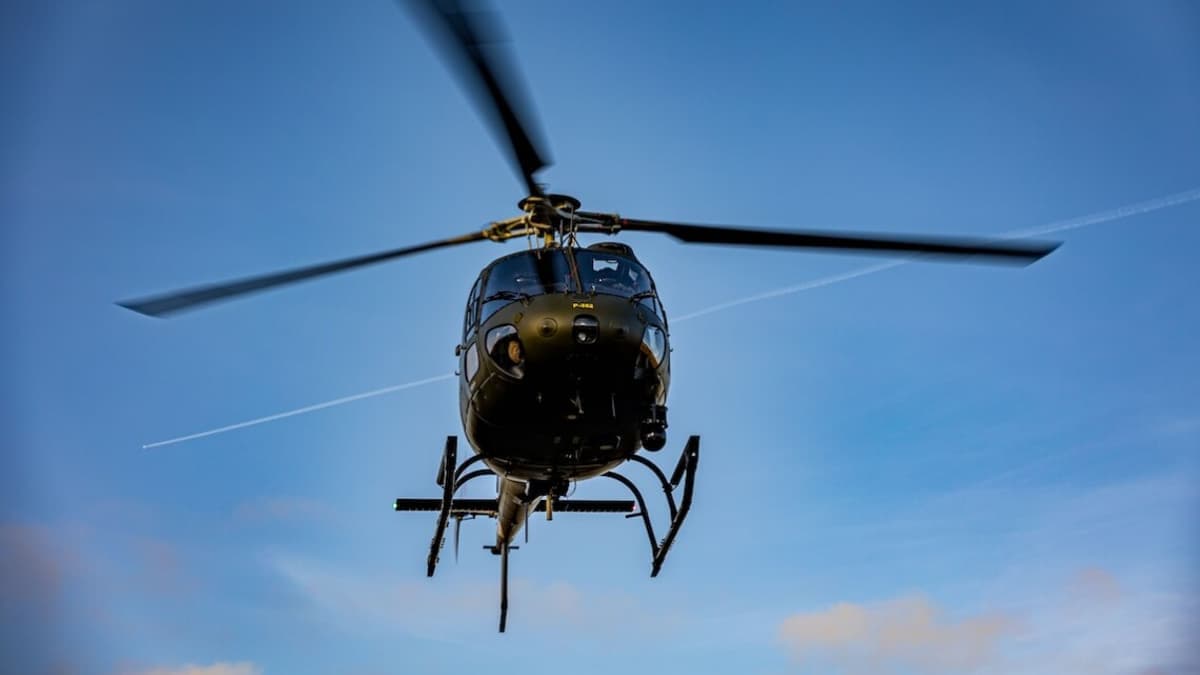 Orosz fregatt jelzőrakétákat lőtt ki egy dán helikopter felé a nemzetközi vizeken