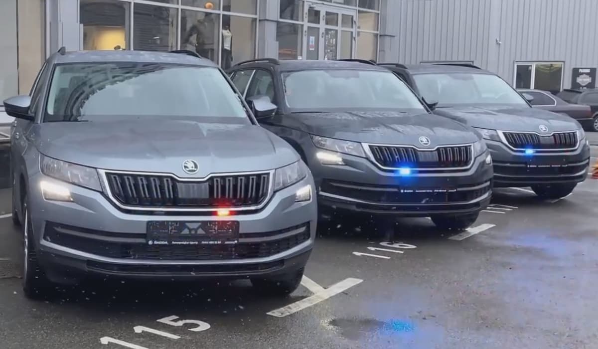 Újra az utakon a „fantom” rendőrautók Ukrajnában a közlekedésbiztonságért