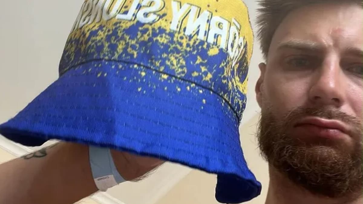 Ostravában lengyel férfiak vertek meg honfitársukat egy sárga-kék kalap miatt