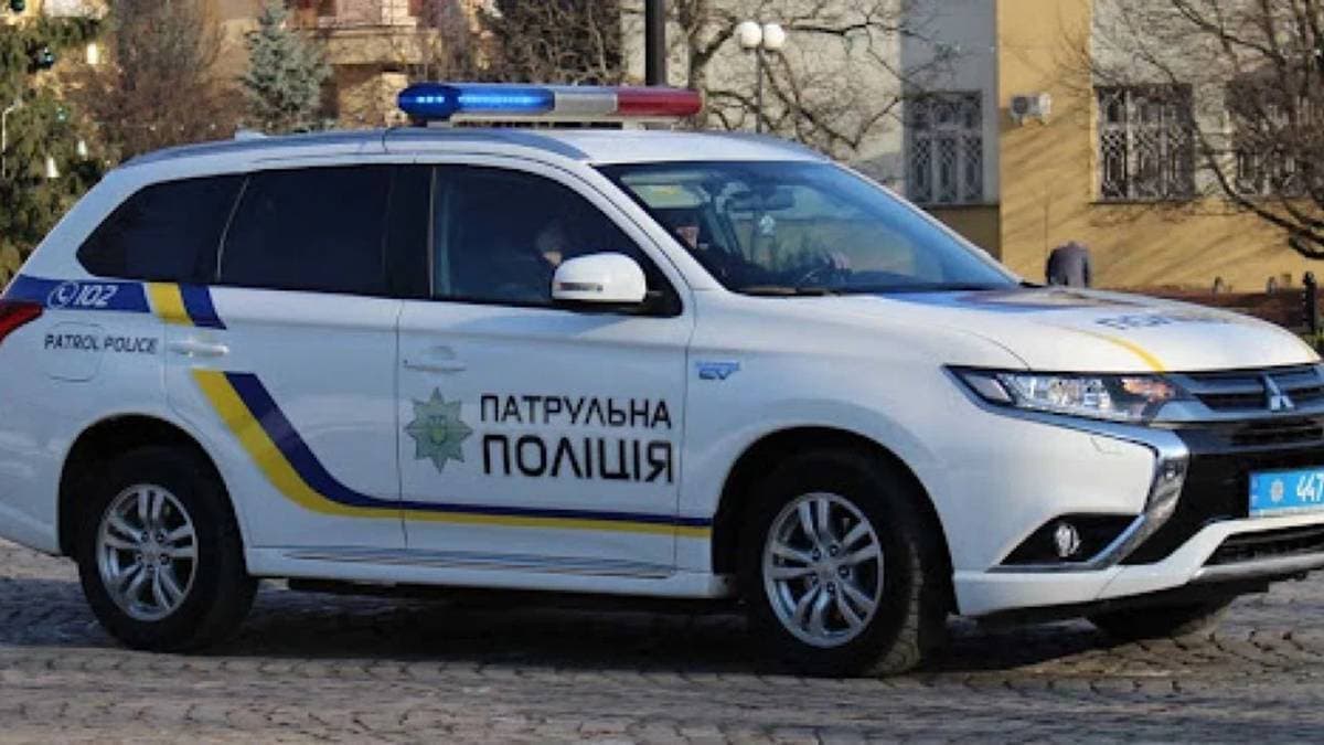 Ungváron bírósági eltiltás ellenére vezetett a kábítószeres férfi, 71 ezer hrivnya bírságot kapott