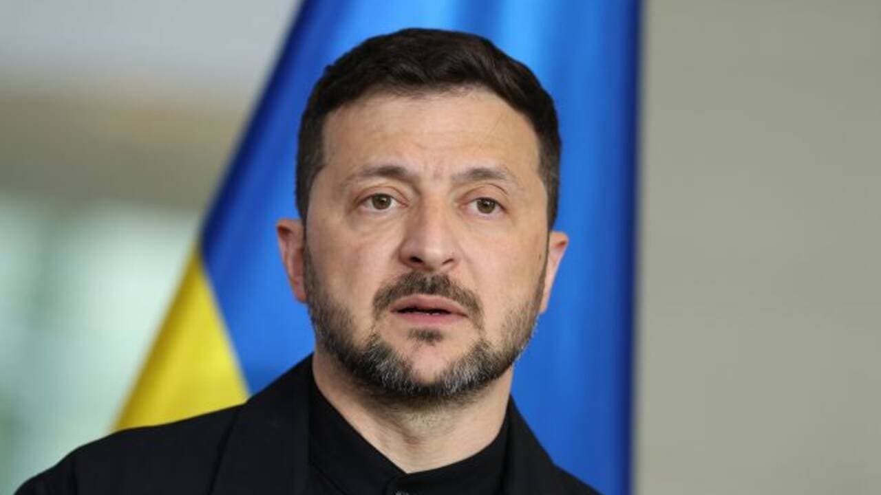 Zelenszkij elítéli a kijevi különleges szolgálatok közötti lövöldözést