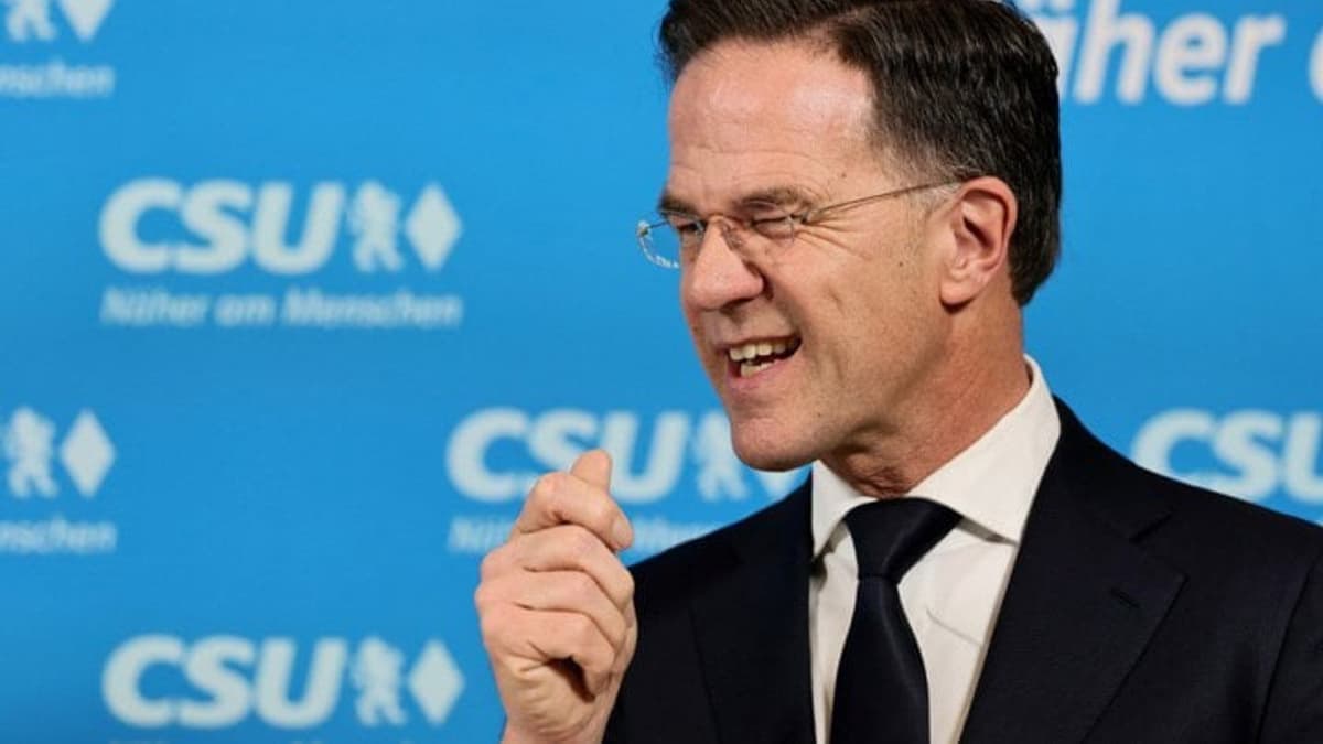 NATO főtitkára: Oroszország nukleáris fenyegetése nem valós veszély a Szövetség számára