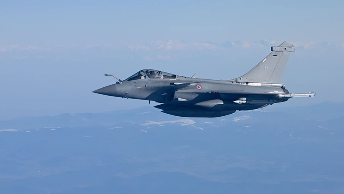 Ukrajnai pilóták jövő novembertől Rafale-kiképzésen