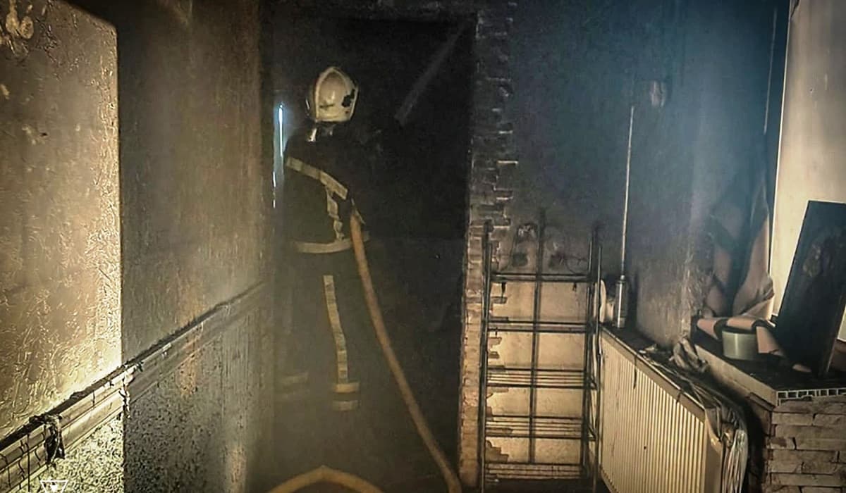 Lángok csaptak fel Mihálkán: gyors tűzoltói beavatkozás mentett meg egy házat