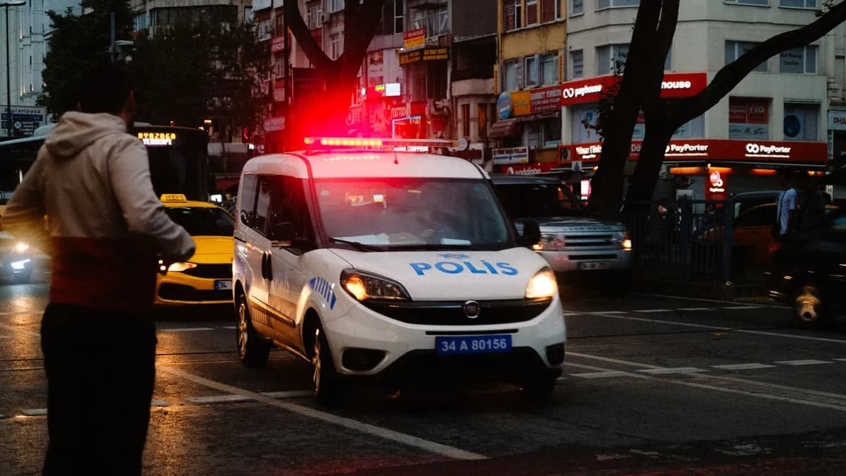 Halálos lövöldözés rázta meg Isztambul népszerű turisztikai negyedét