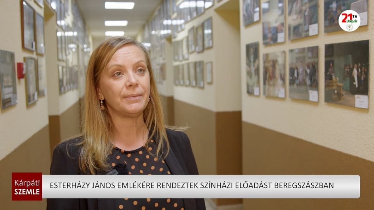 Rendhagyó színházi esttel idézték meg Esterházy Jánost Beregszászban