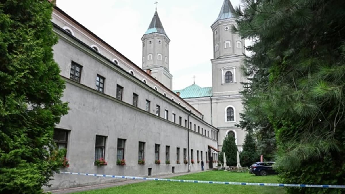 Életfogytiglani börtön várhat az ukrán férfira a lengyelországi kolostori késelés miatt