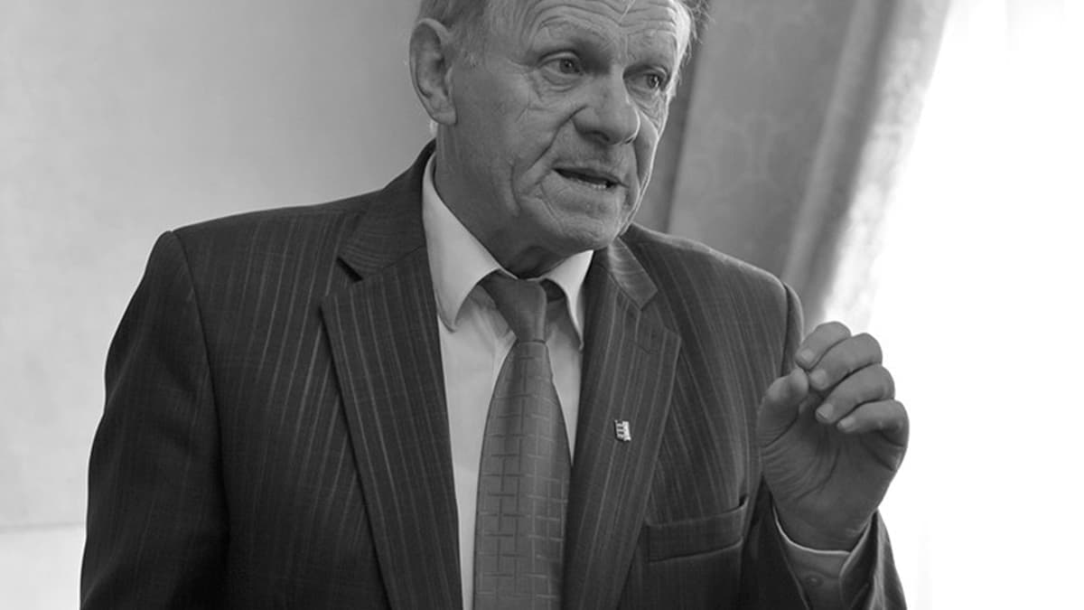Elhunyt egykori FIFA-partjelző és sportújságíró, Sztepan Szelmenszkij