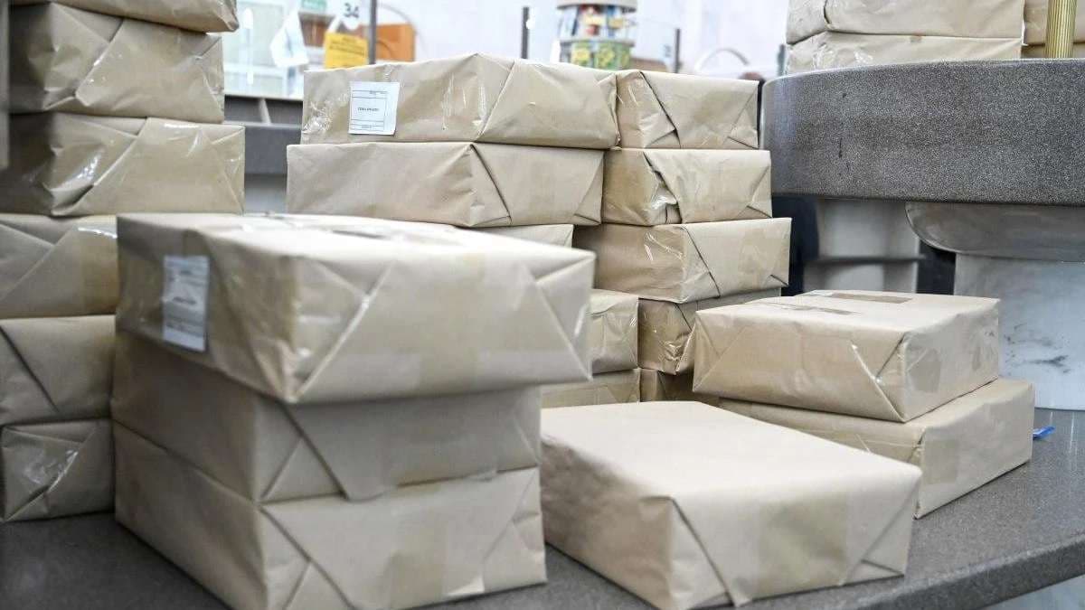 Új áfakötelezettség lép életbe a kisméretű külföldi csomagokra Ukrajnában