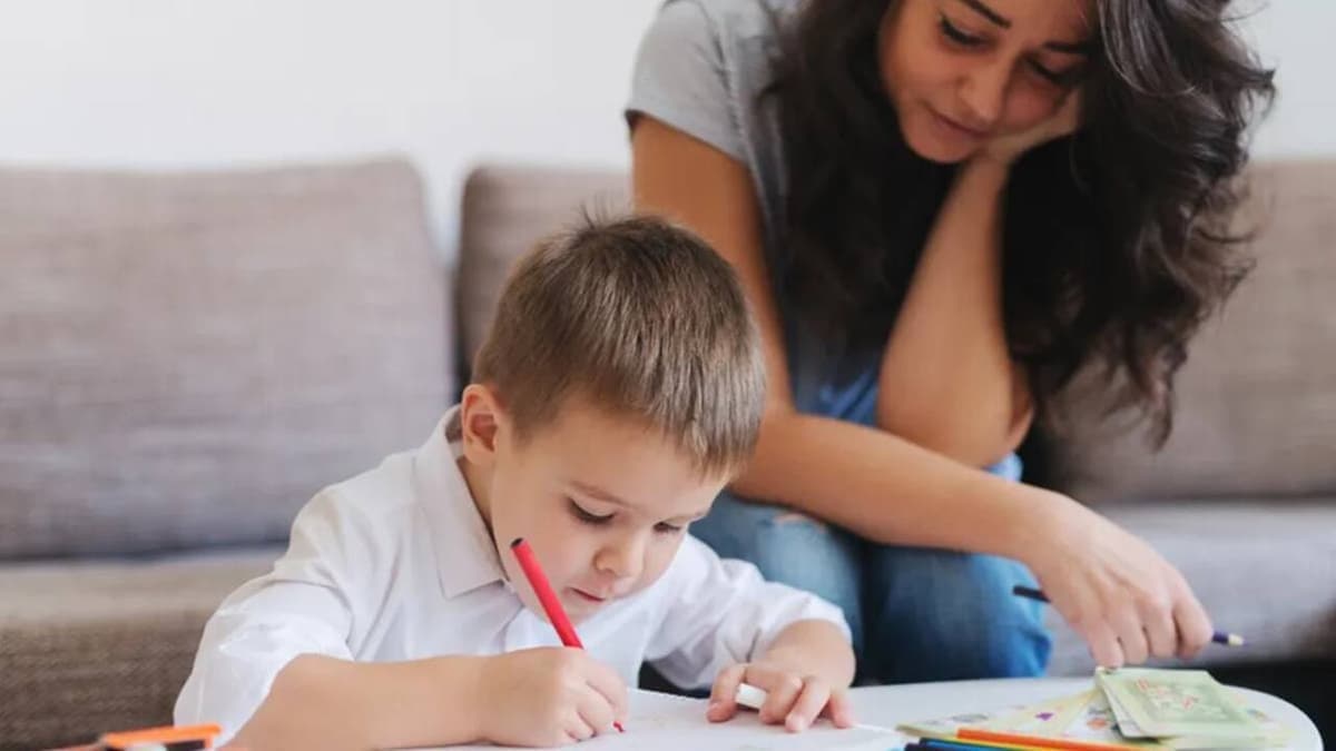 A kézírás elhagyása: milyen hatással van az agyunkra és a memóriánkra?
